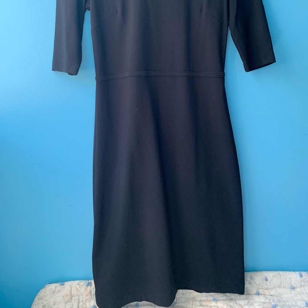 Dress - Picture 4 of 4